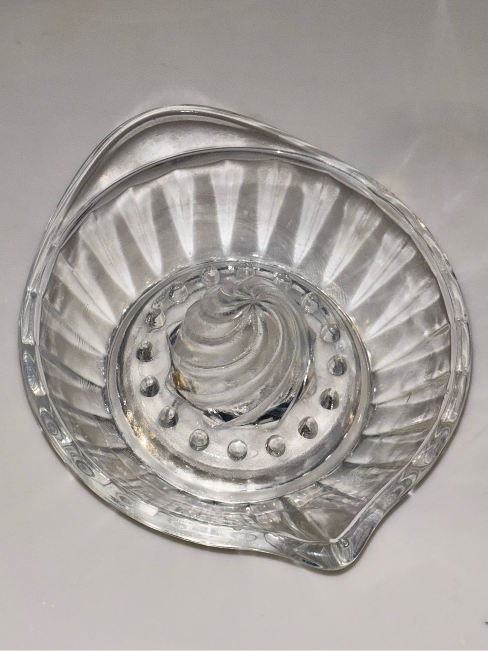 Vintage Clear Glass Citrus Juicer Orange Lemon Lime Juice Reamer Ribbed